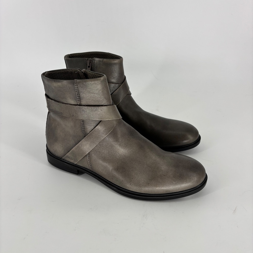 Ecco Ankle Boots Warm Gray Women Size 38 Criss Cross Leather Side Zip Low Heel